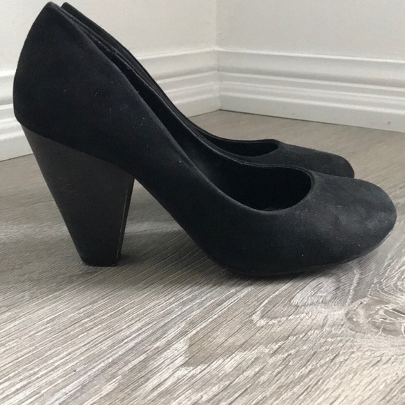 Black pumps - Picture 4 of 5
